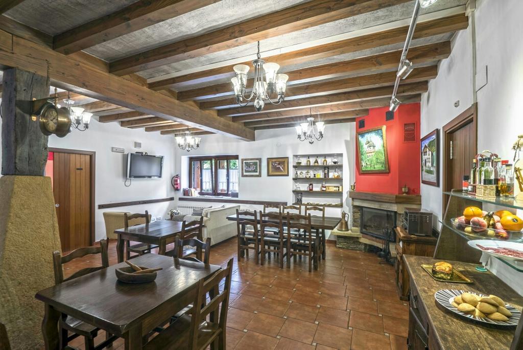 Hotel Rural Mane Mallavia ภายนอก รูปภาพ